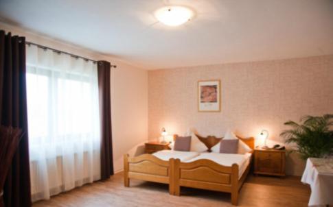 ויסבאדן Hotel Zum Schnackel In Mainz מראה חיצוני תמונה