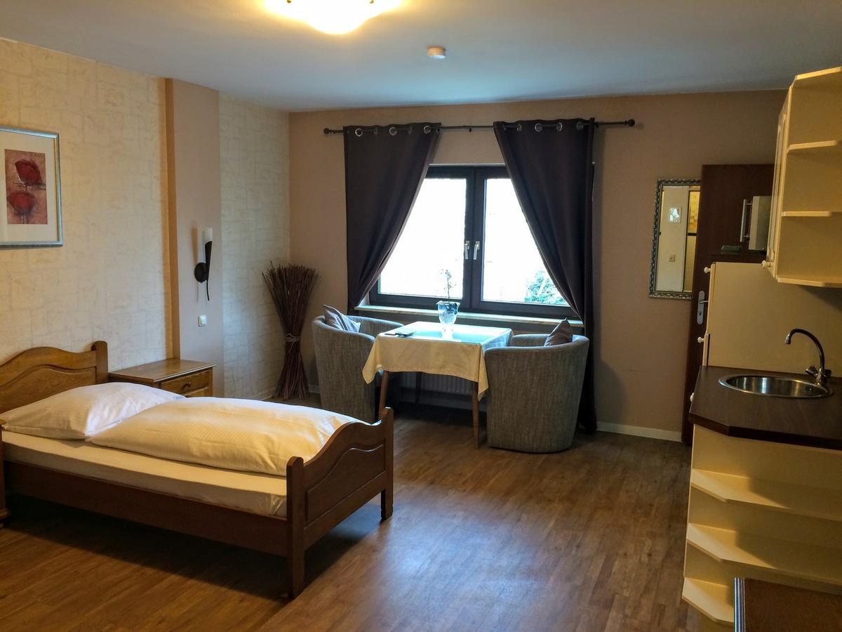 ויסבאדן Hotel Zum Schnackel In Mainz מראה חיצוני תמונה